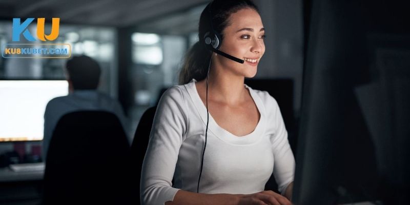 Cách đội ngũ CSKH của Kubet hỗ trợ người dùng